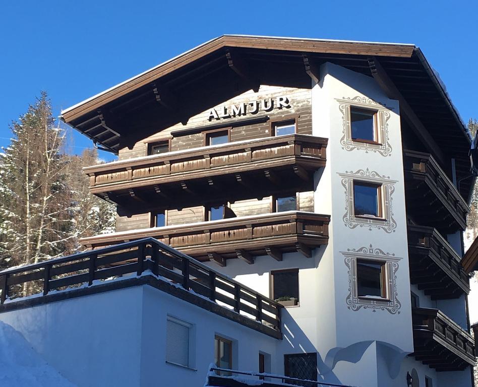 Hotel Garni Almjur St. Anton am Arlberg Eksteriør bilde